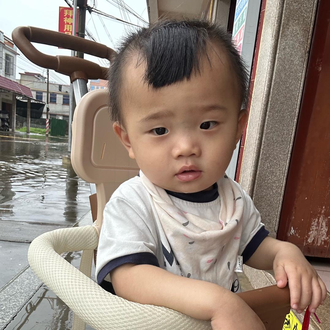鹏逸儿的小店