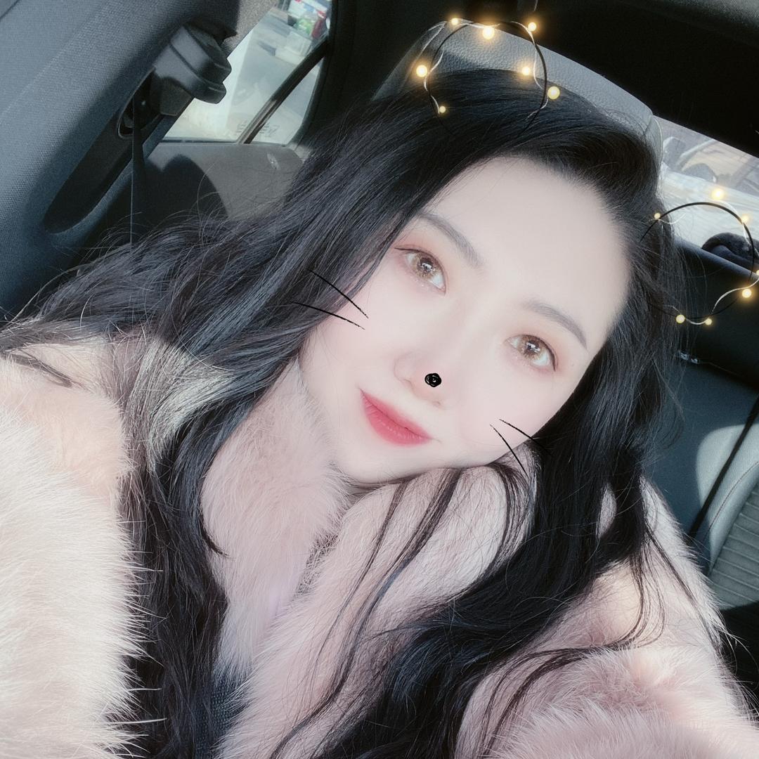 叉腰大魔王书法