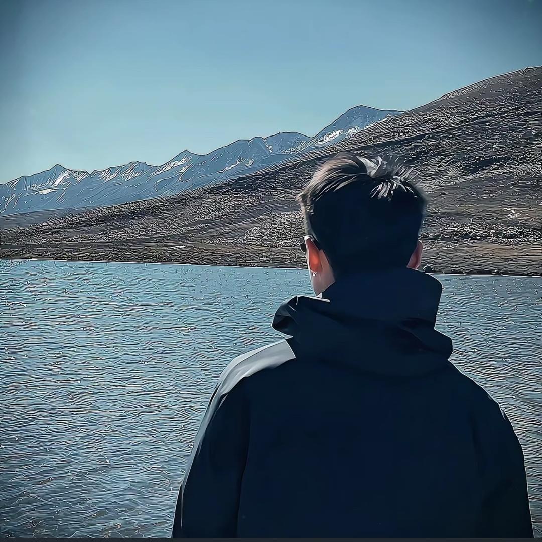 星辰及我不及她