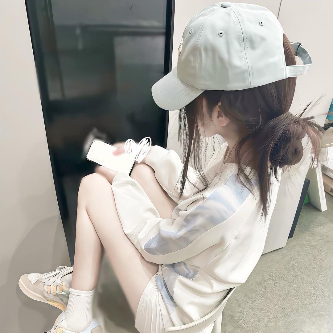 别碰我刘海