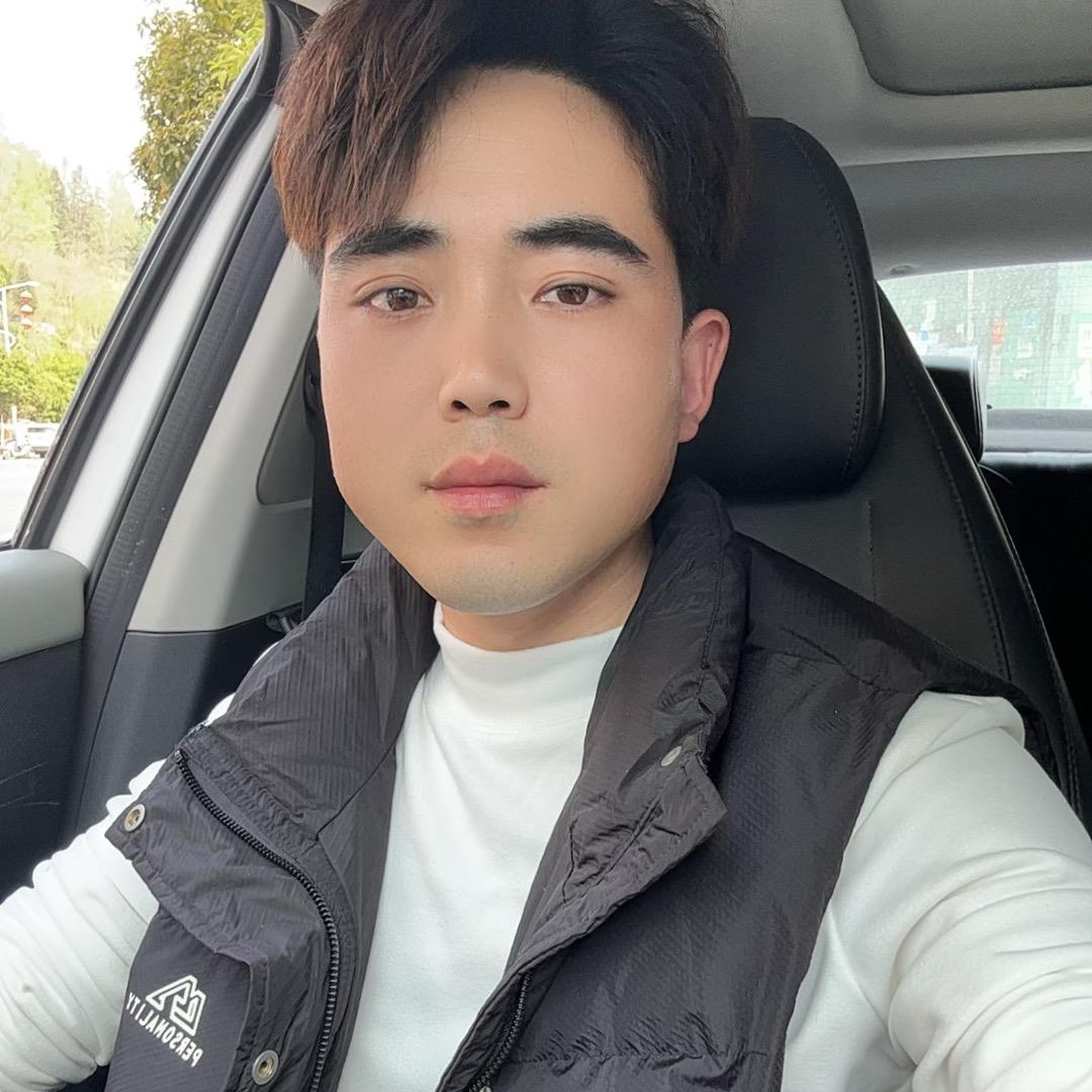 回眸一笑百媚生