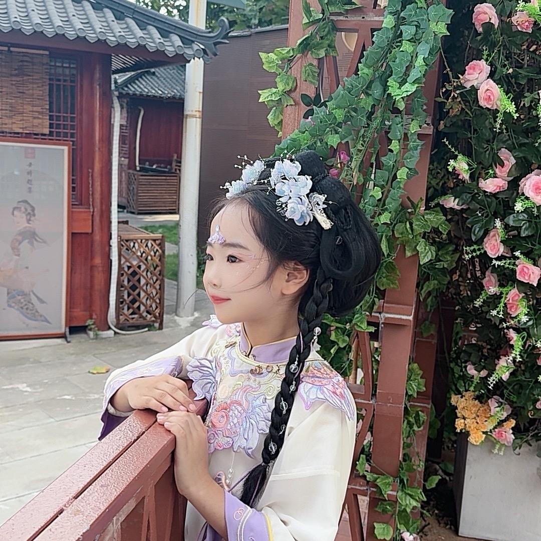 英雯探主