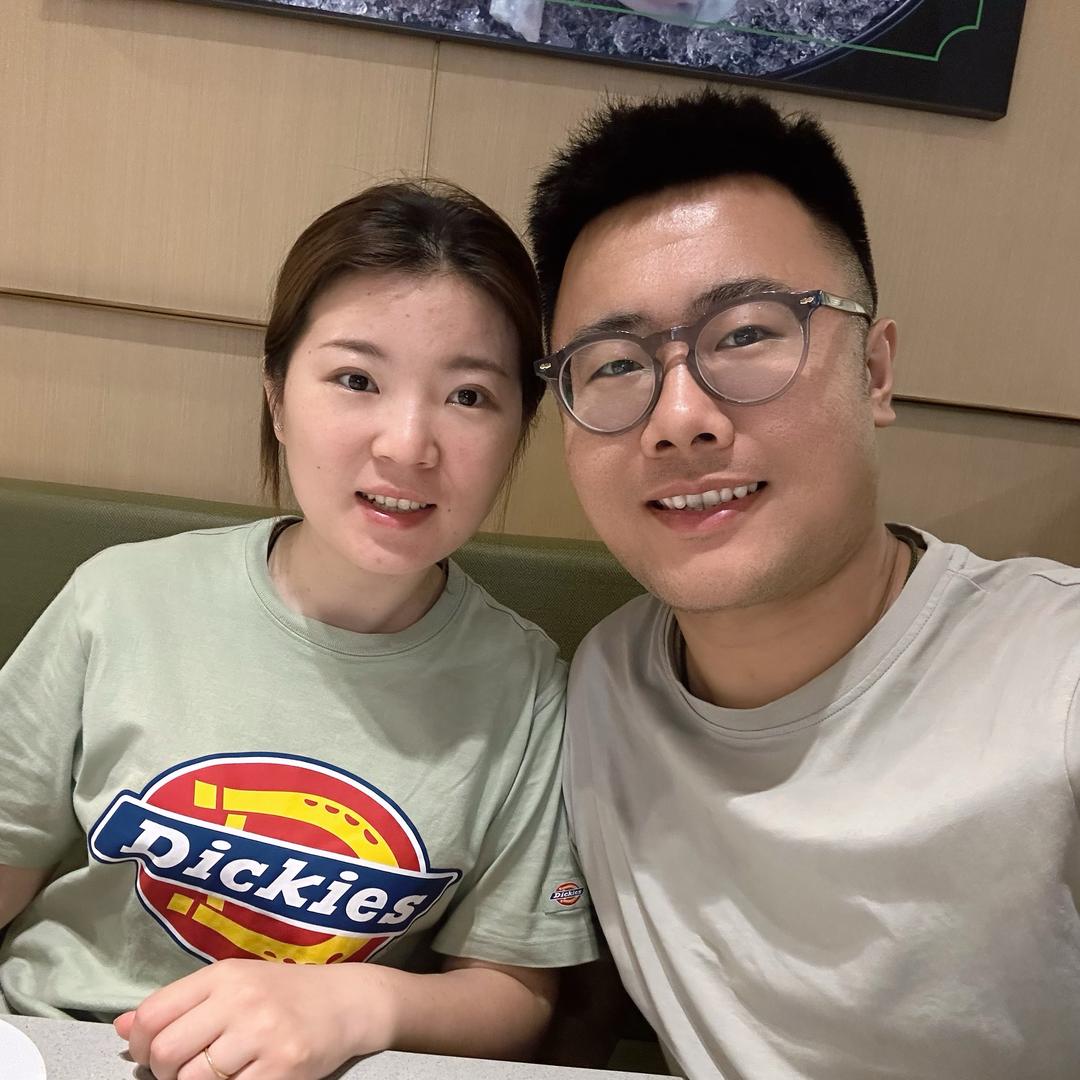 棍儿哥🧏🏼郑吃吃