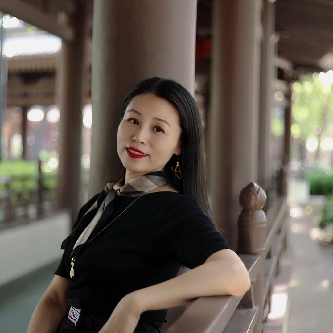 情感主播汪小荷