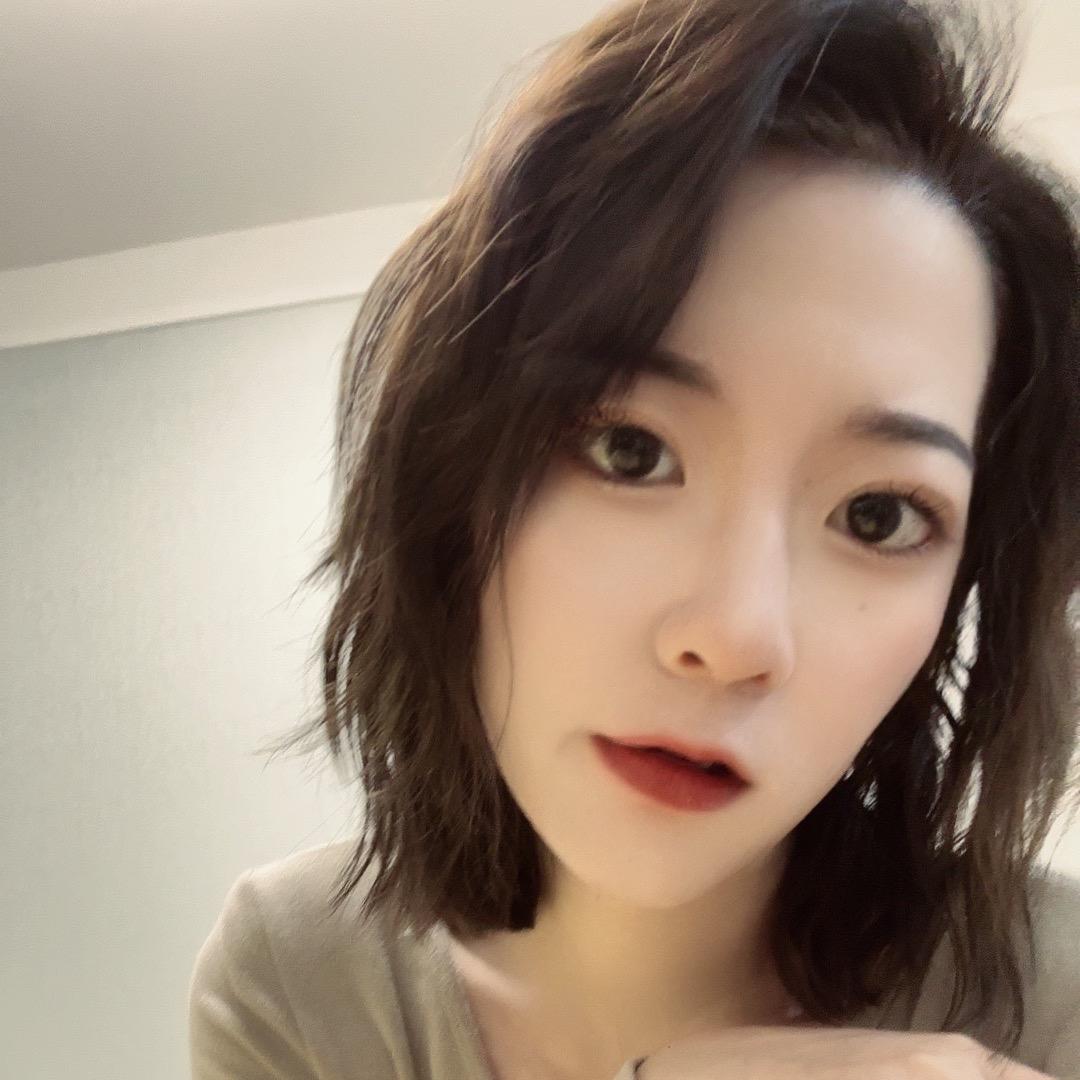 小小君