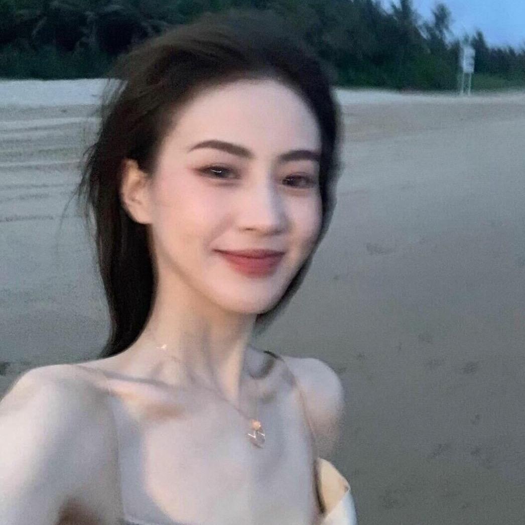 峿峿