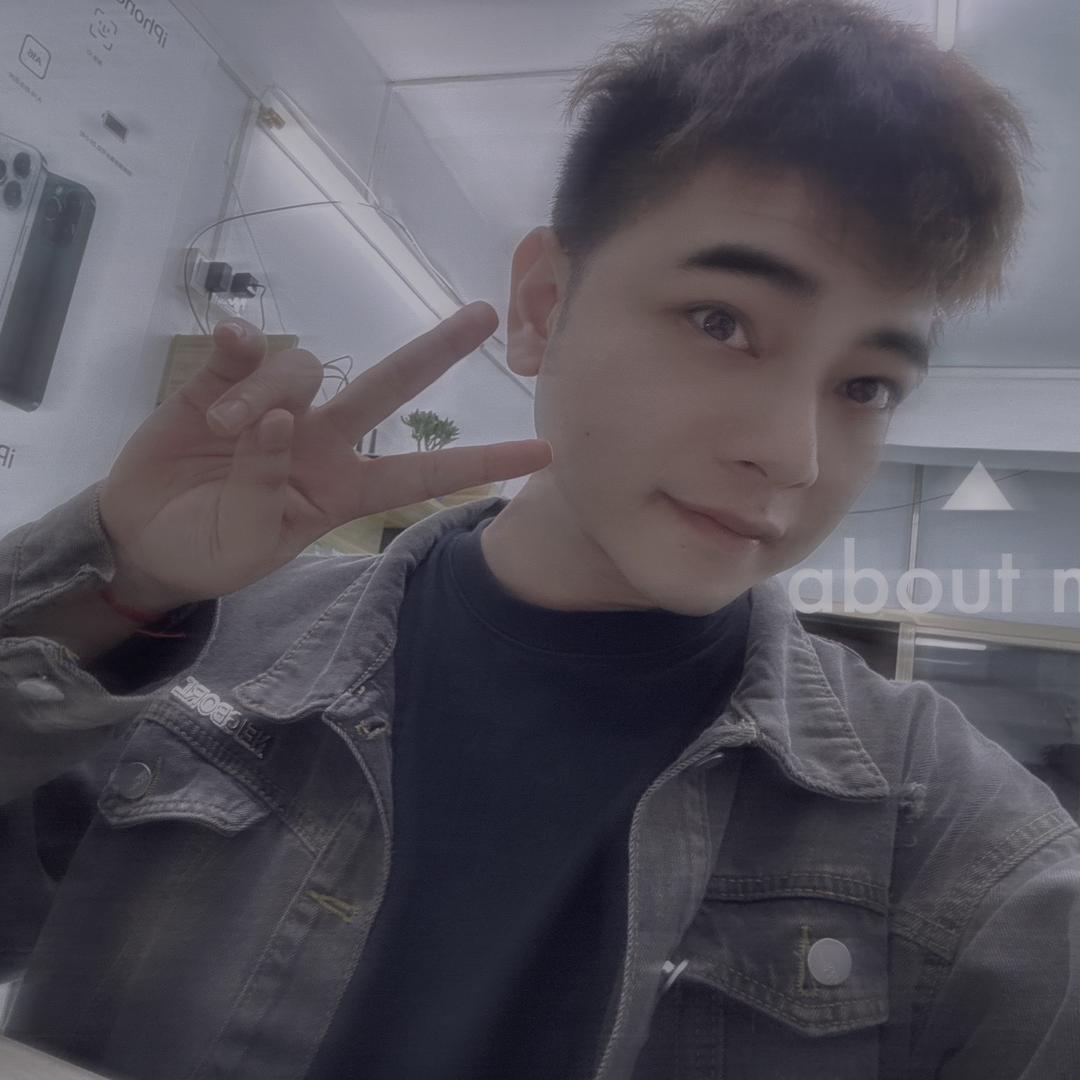 iPhone 📱 精品店 辉