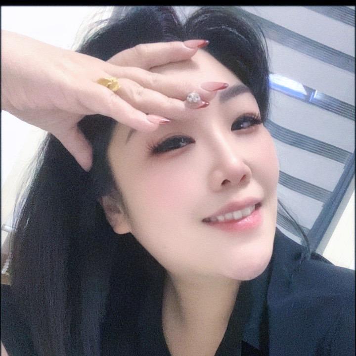 老阿姨。