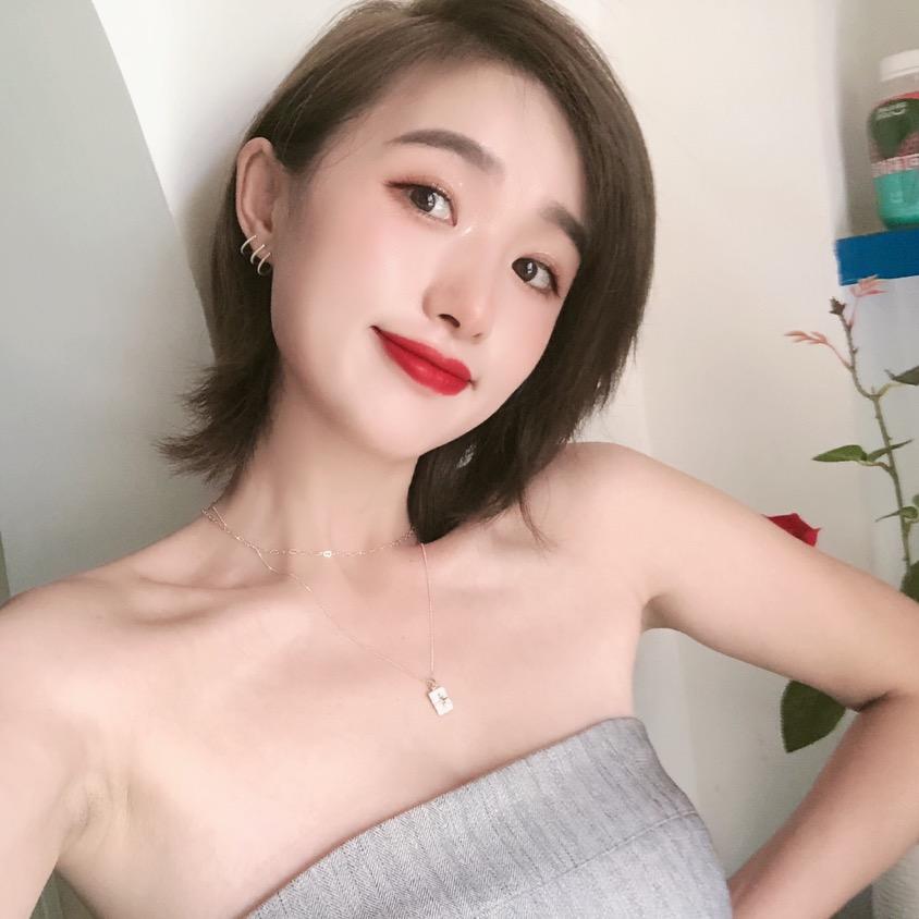 明妃爱健身