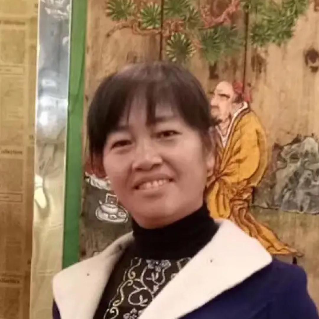 892476735围裙妈妈