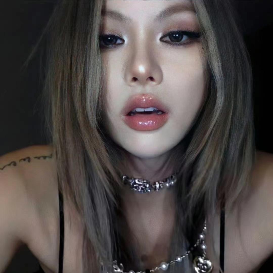 九