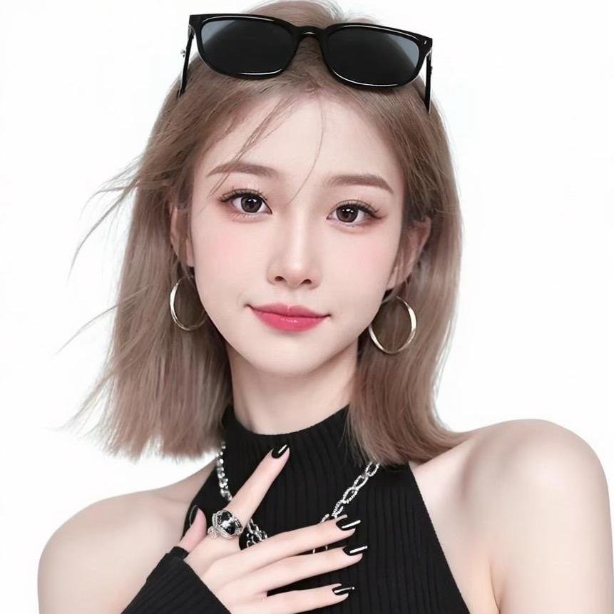 A小彤.