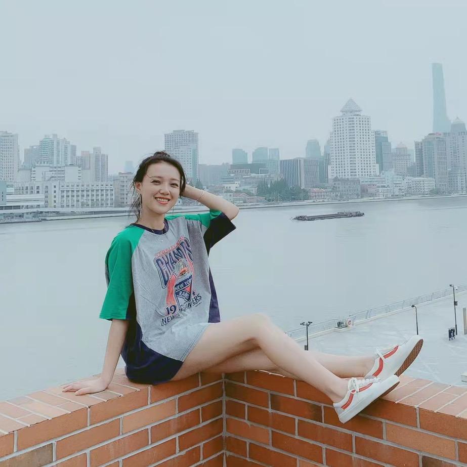张舒妍