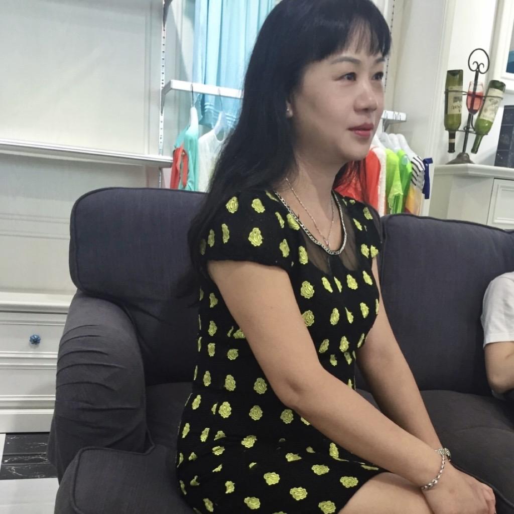慈祥妈妈丽姐