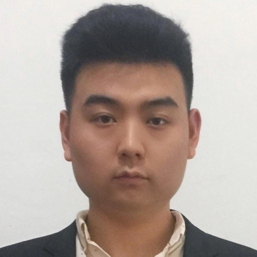 冯加宇（村支书）