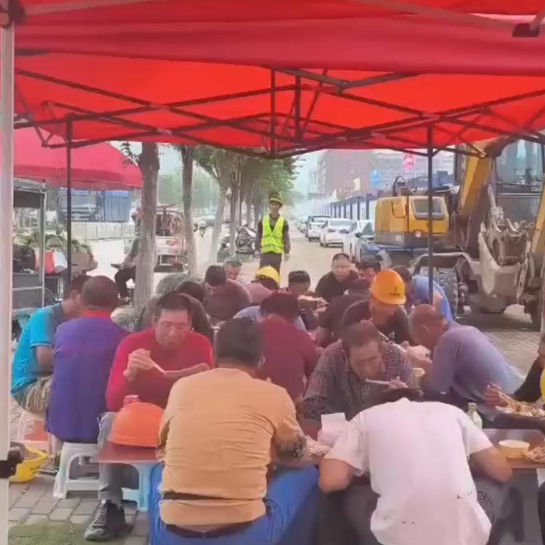 现卤猪脚饭雪姐