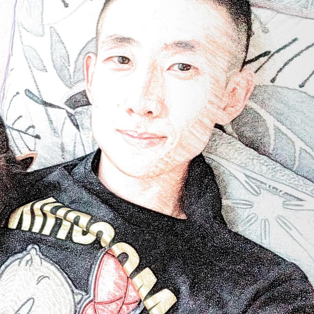 柒一凹乔