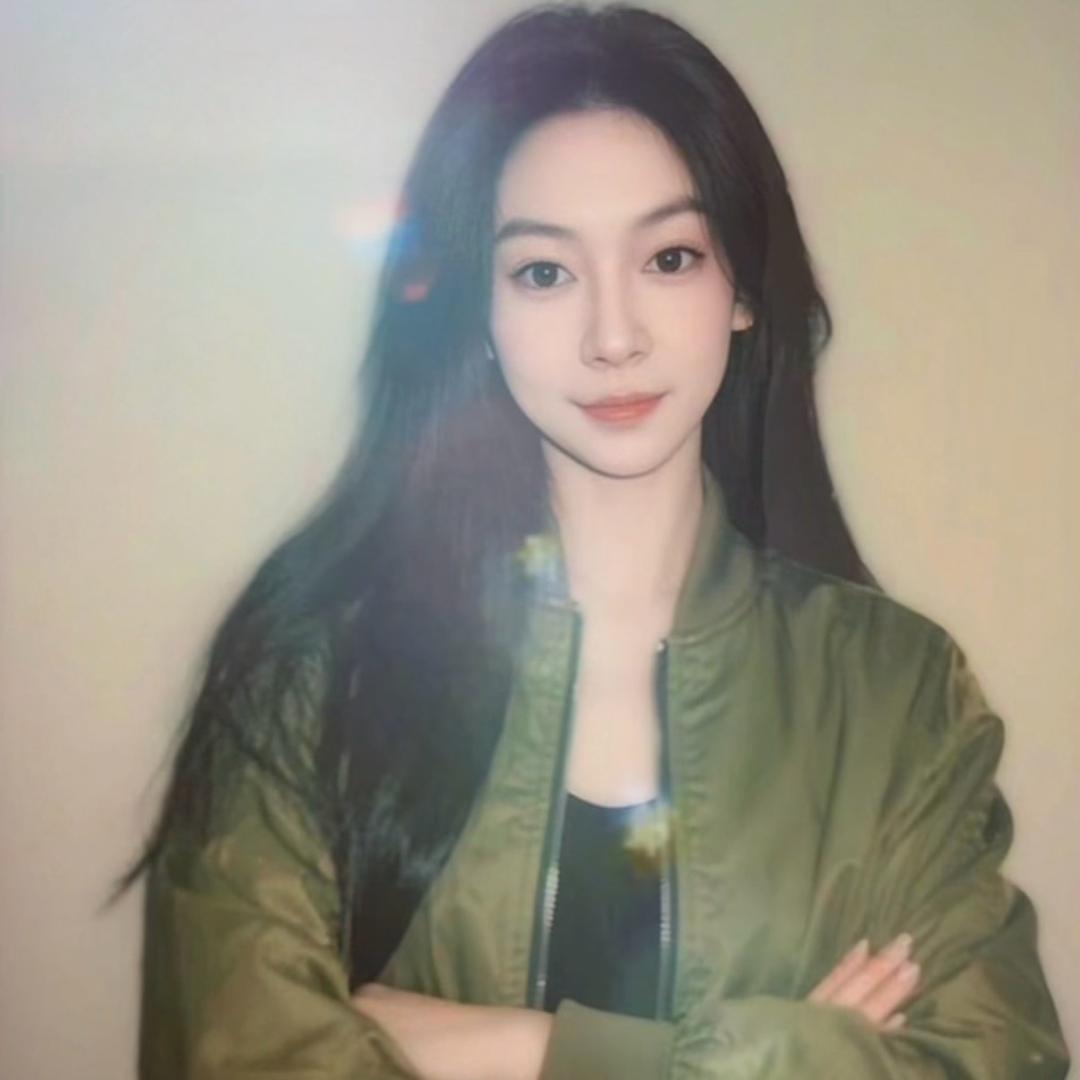 - 李李.⋆