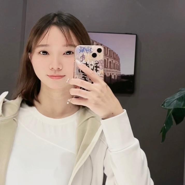 群儿.