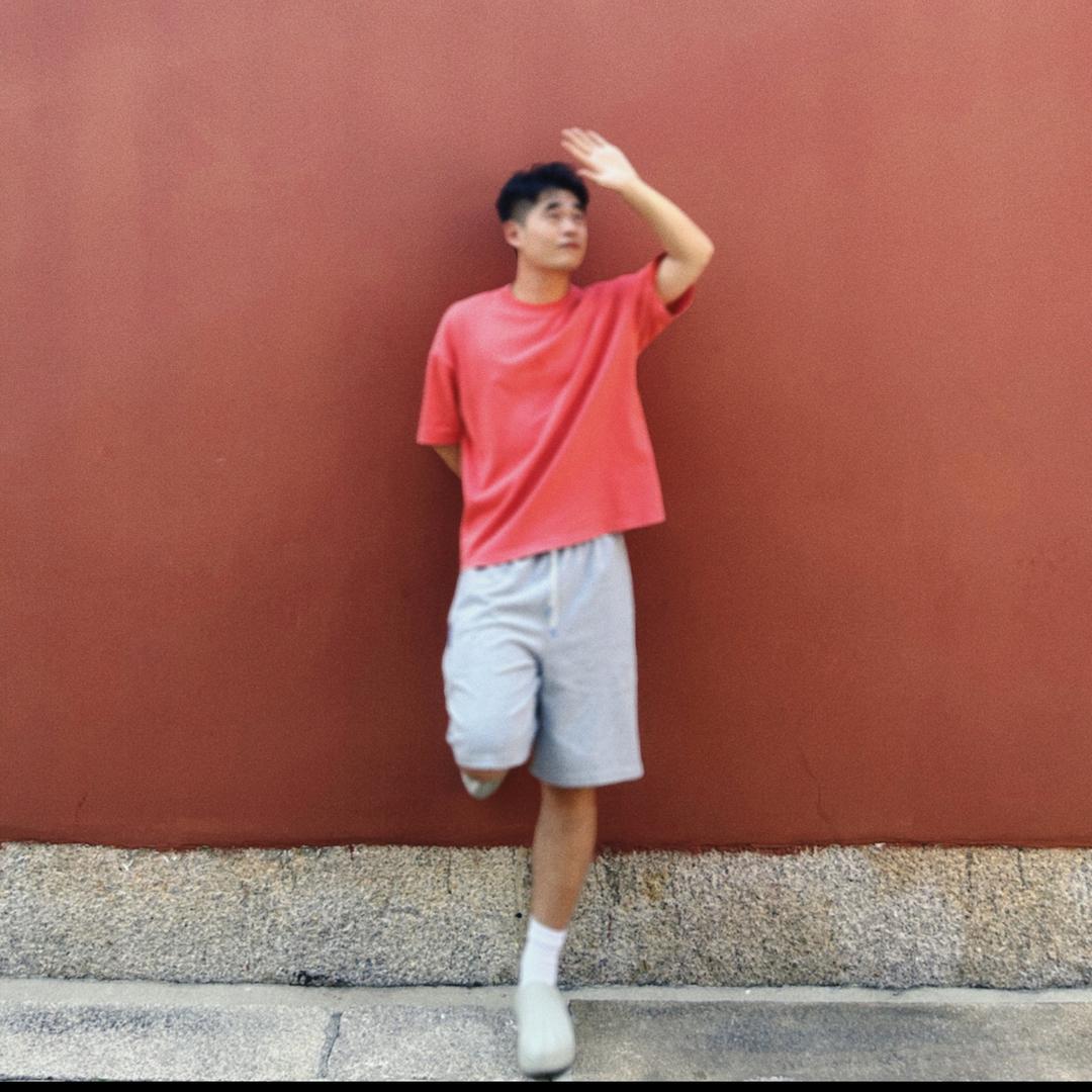 Mr 李