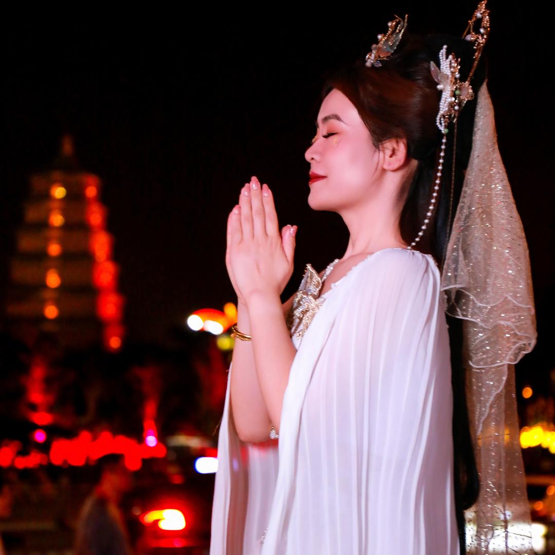 书婷轻奢女装