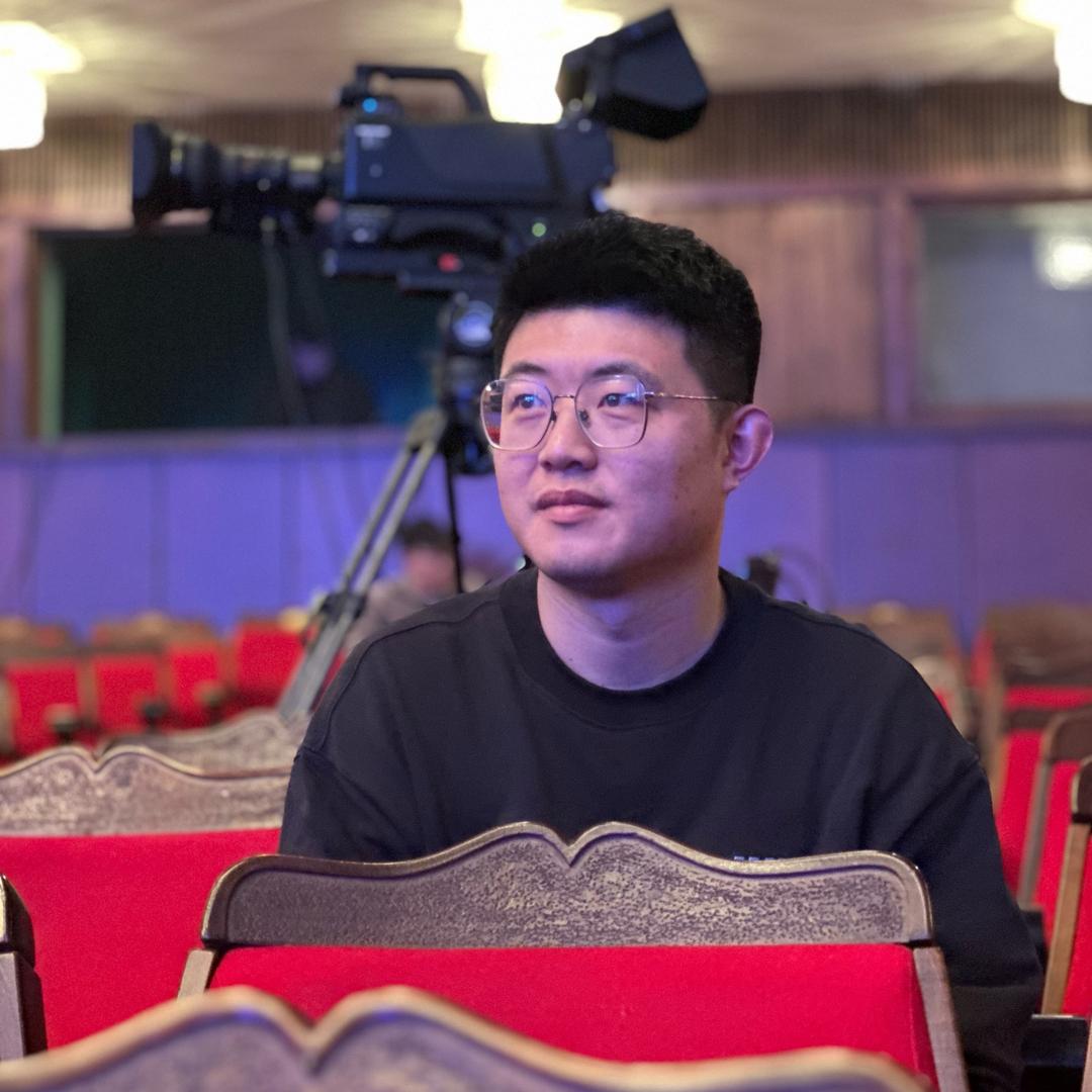 老鹰在吉尔吉斯