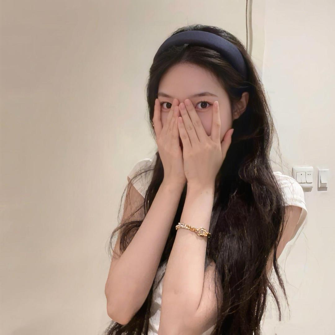 L  .