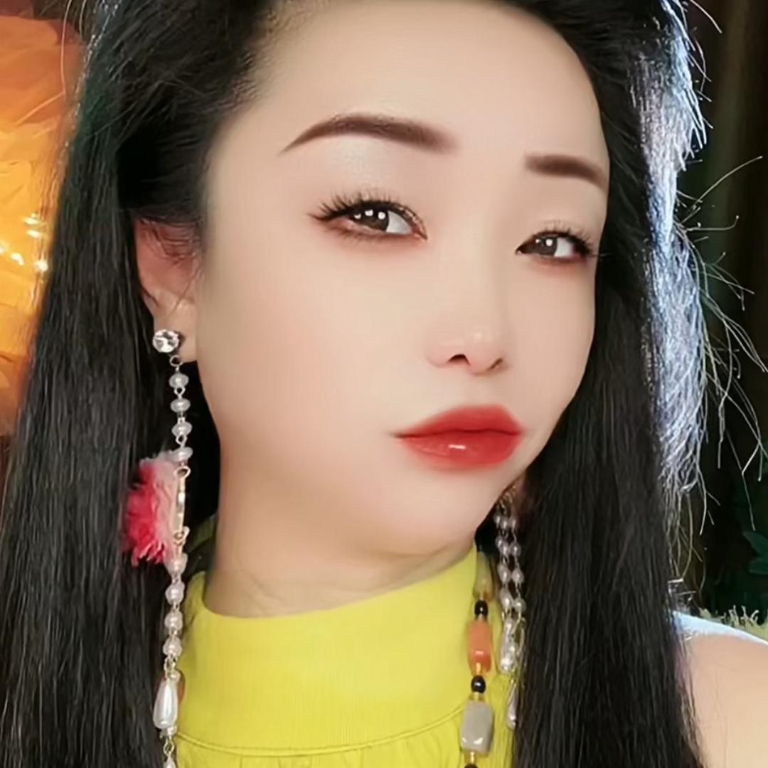 灵灵（年度嘉年华）