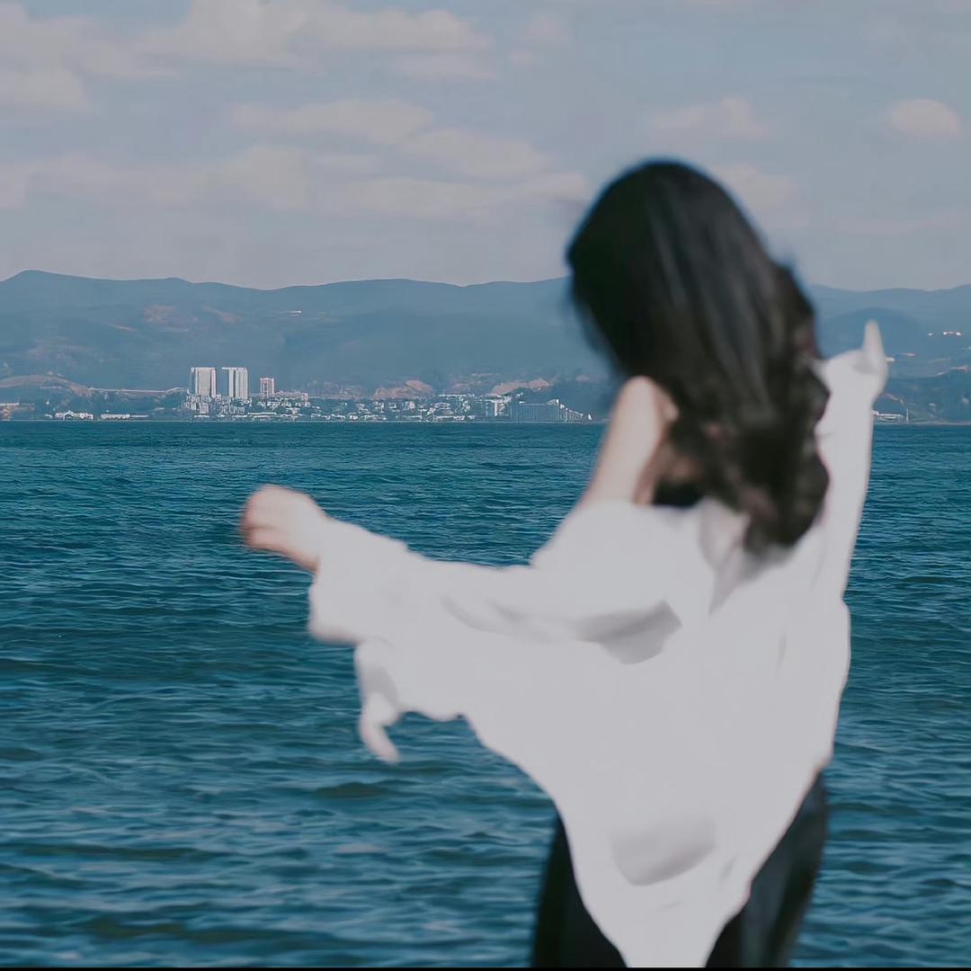 •意只舟•