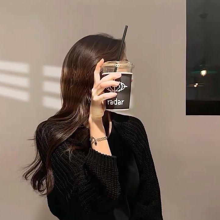 এ。 ¥
