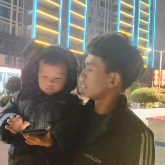 小ゞ拇指の微笑