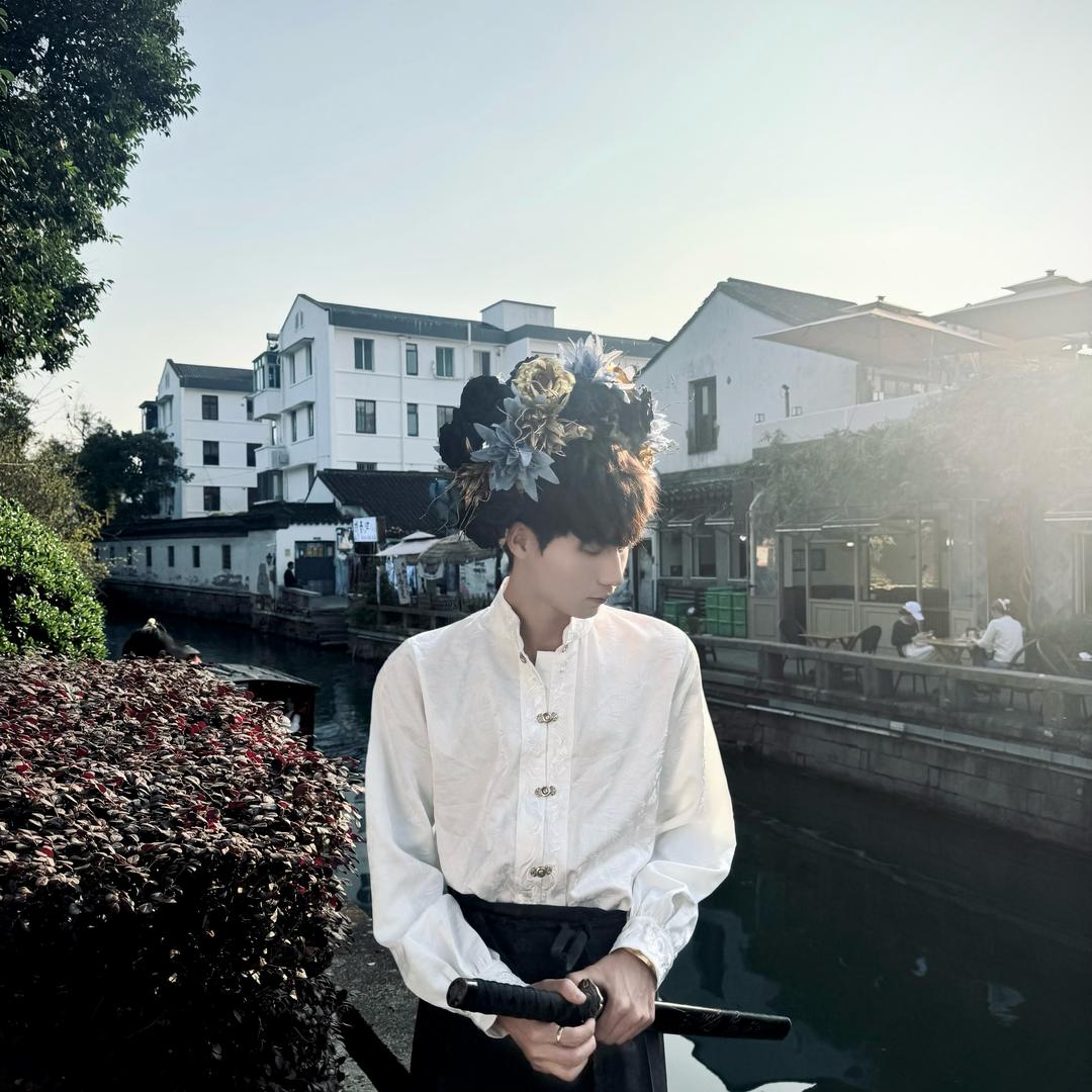 Nice 设计师陆毅（中交店负责人）