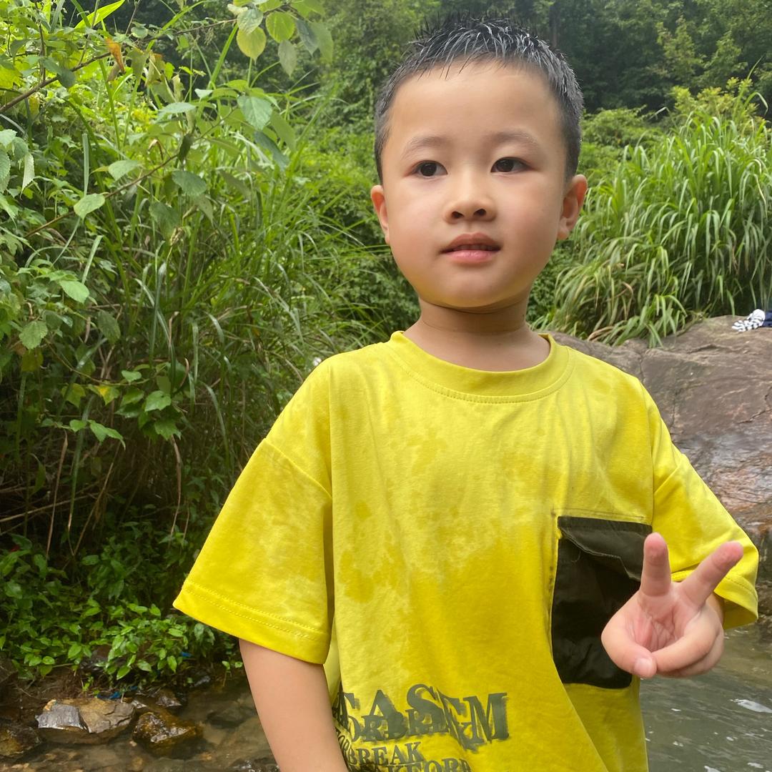 🎋柠檬🍋不萌🍇