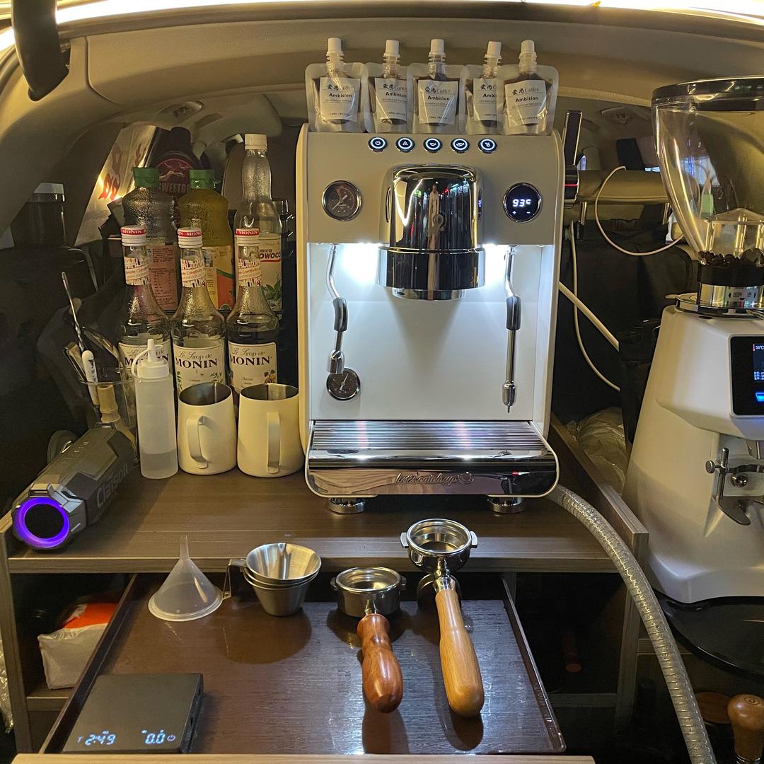 爱尚Coffee（玉林移动咖啡车）
