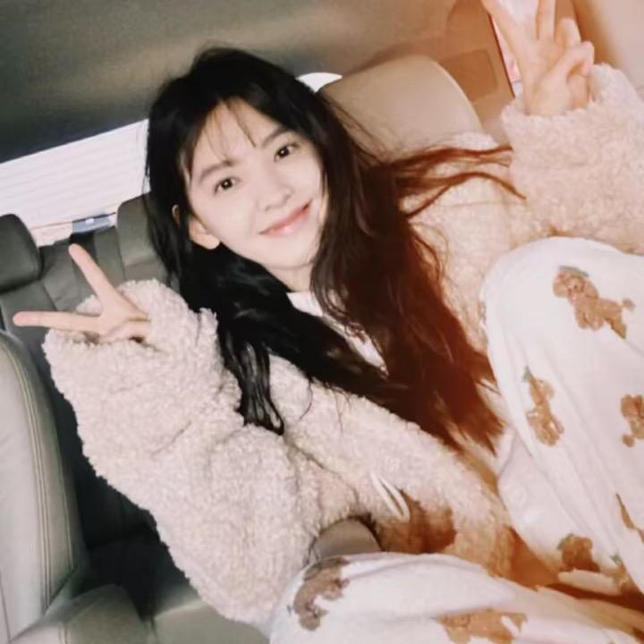 嘟嘟^