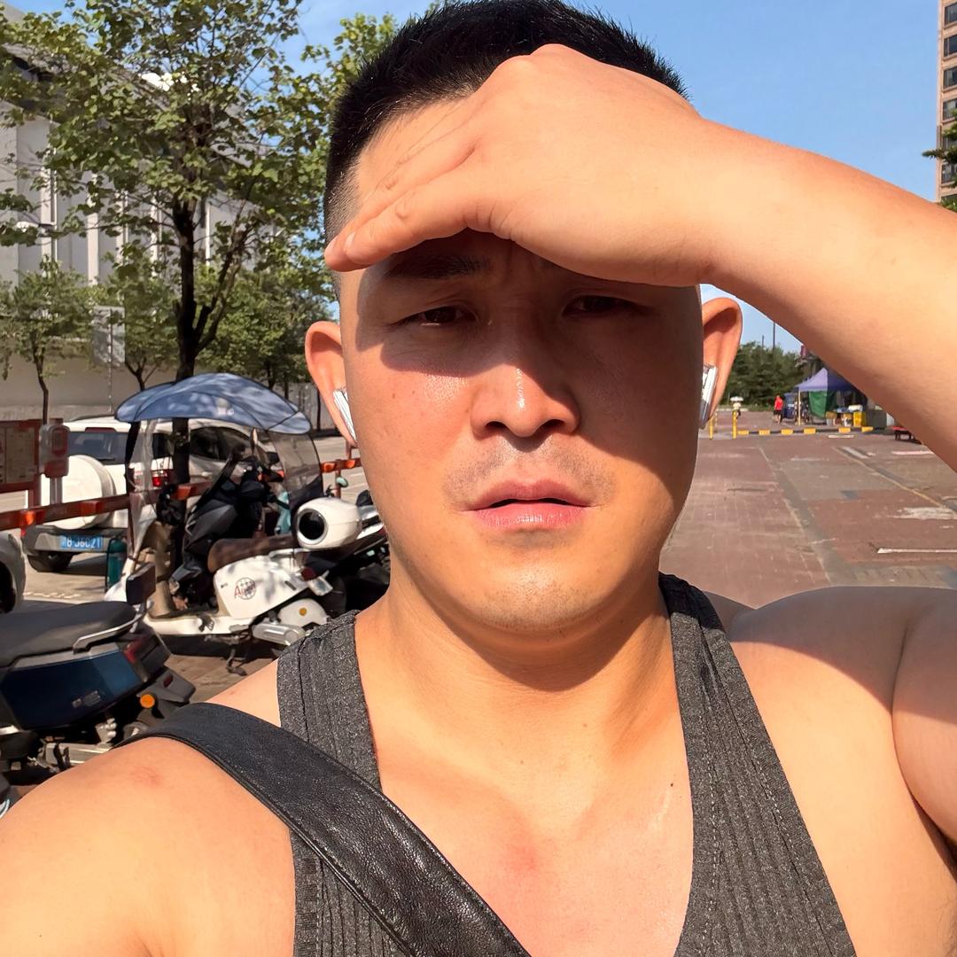 湛蓝的蓝