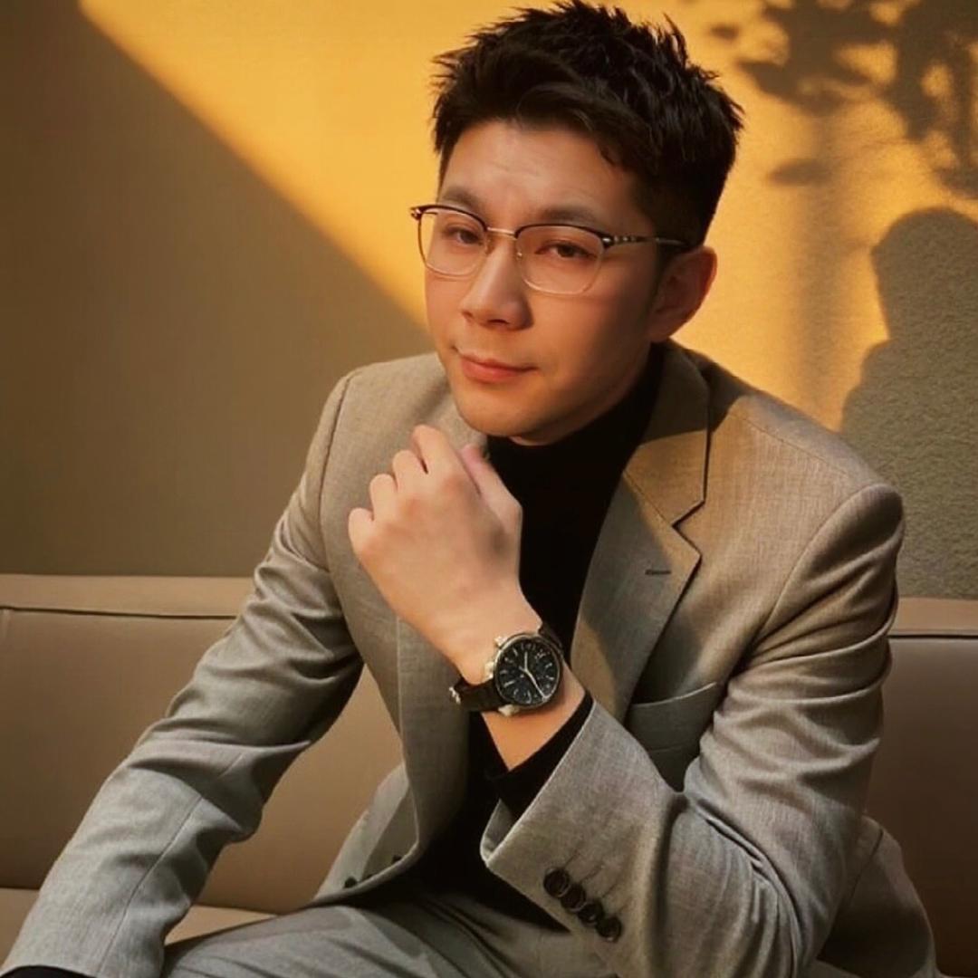 有“思想家”的球🏌🏿‍♂️⛳️D c