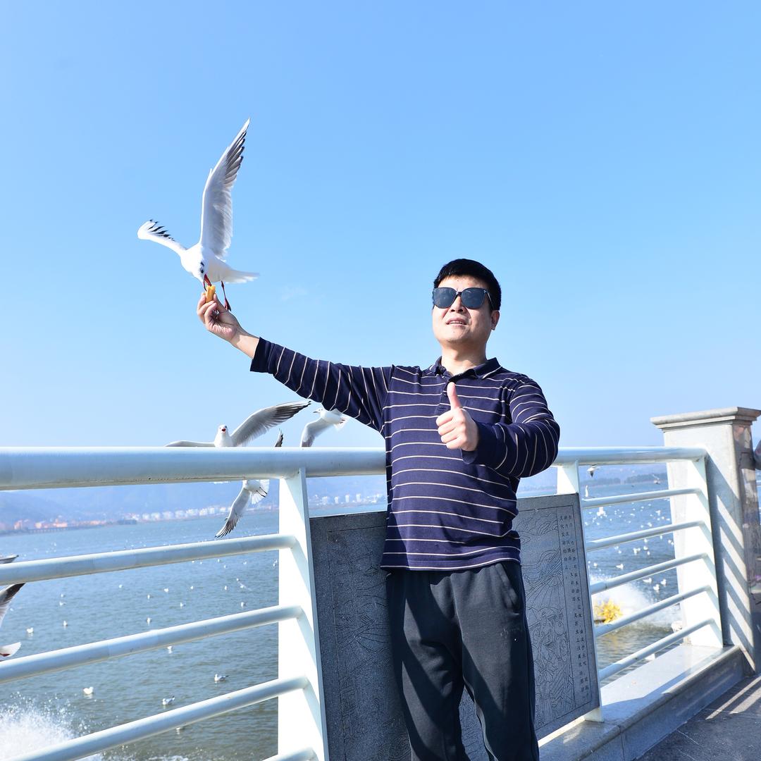 史小东