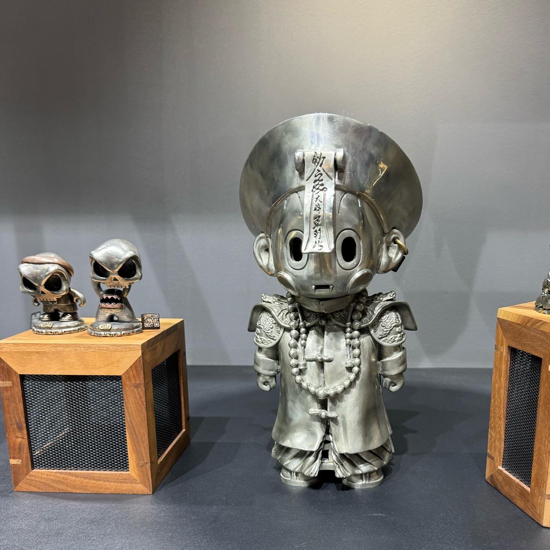 既然活着就体验世界