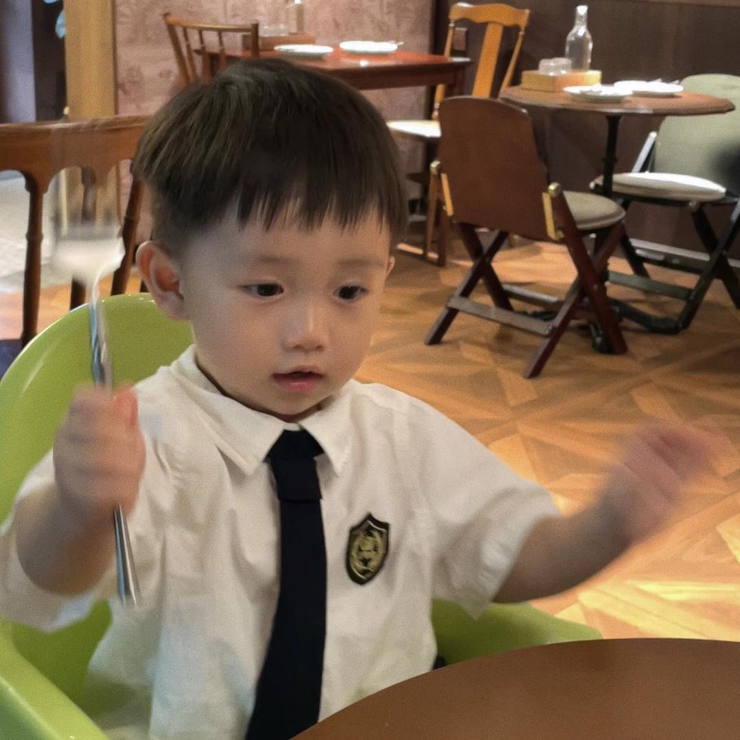 L宸恩