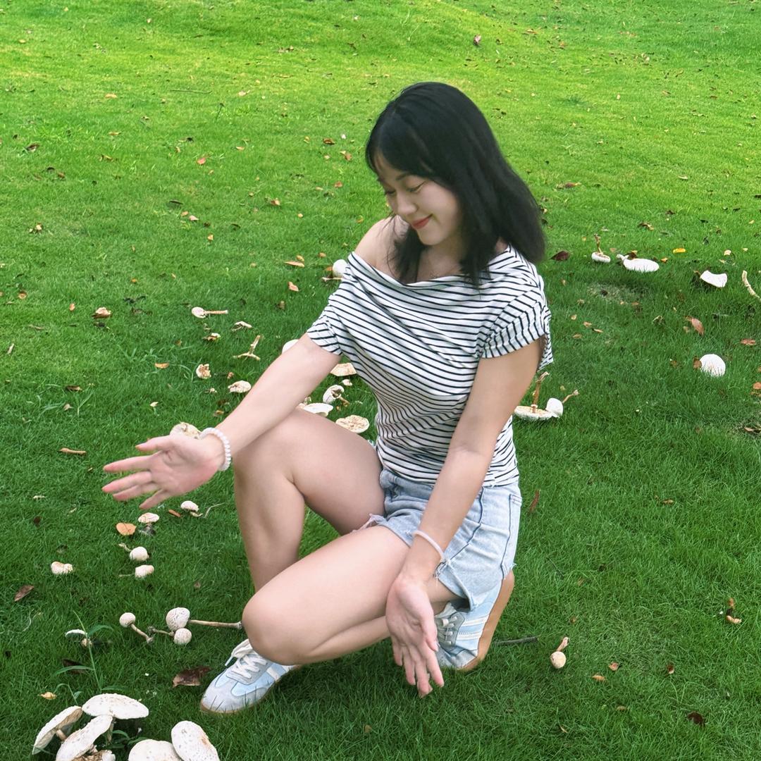 丫丫爱吃甜品