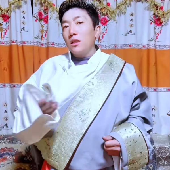 林芝白热