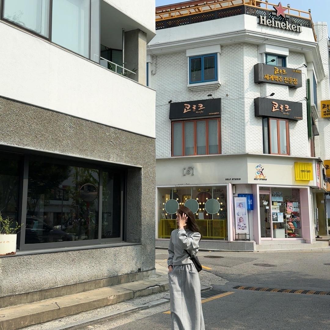 莫凡服装店