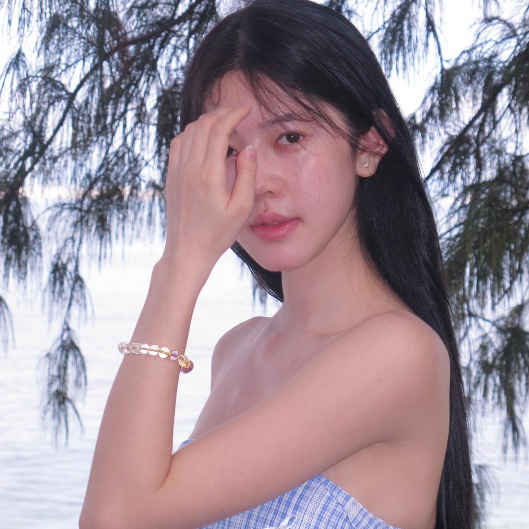 李静楠
