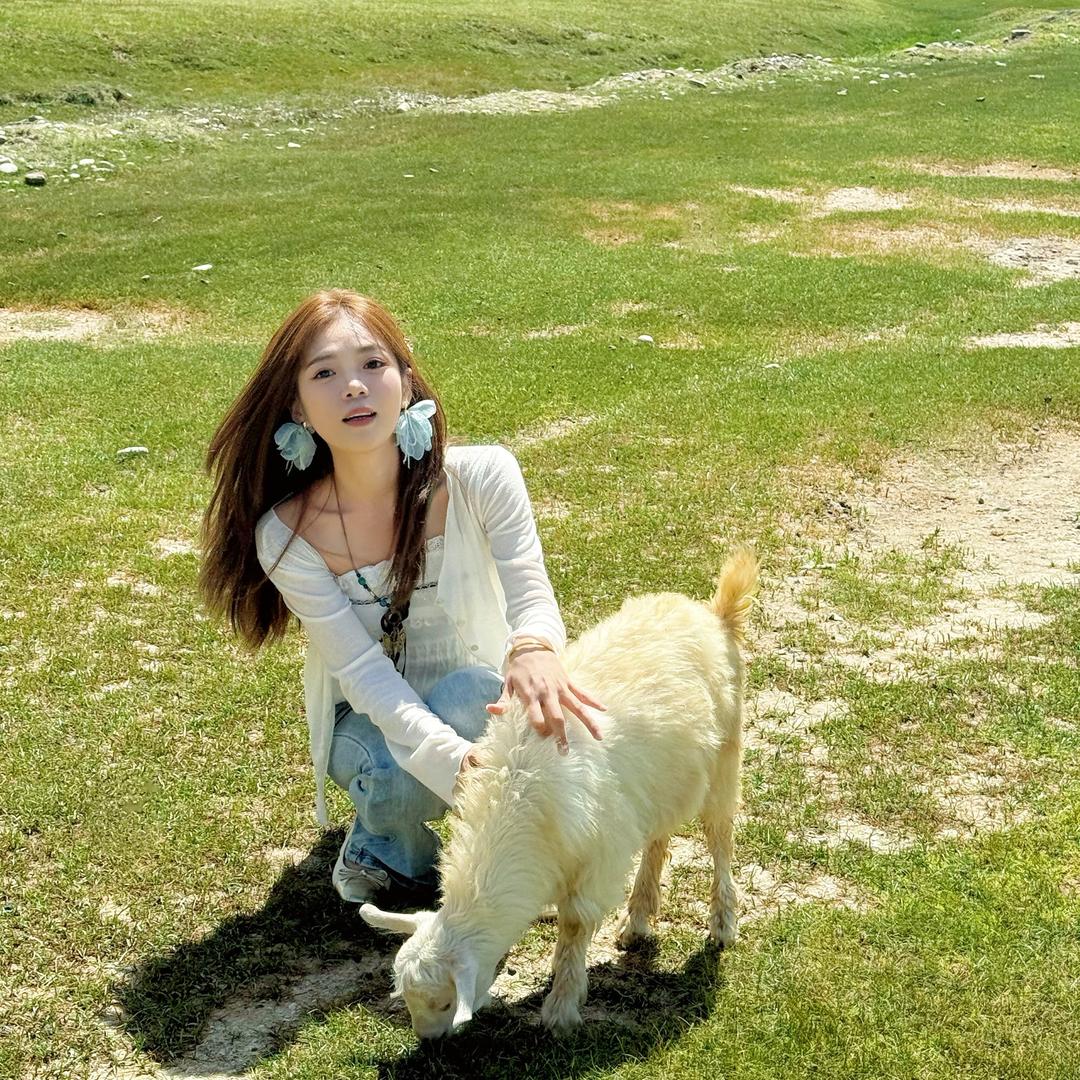阿楚姑娘(新疆旅行)