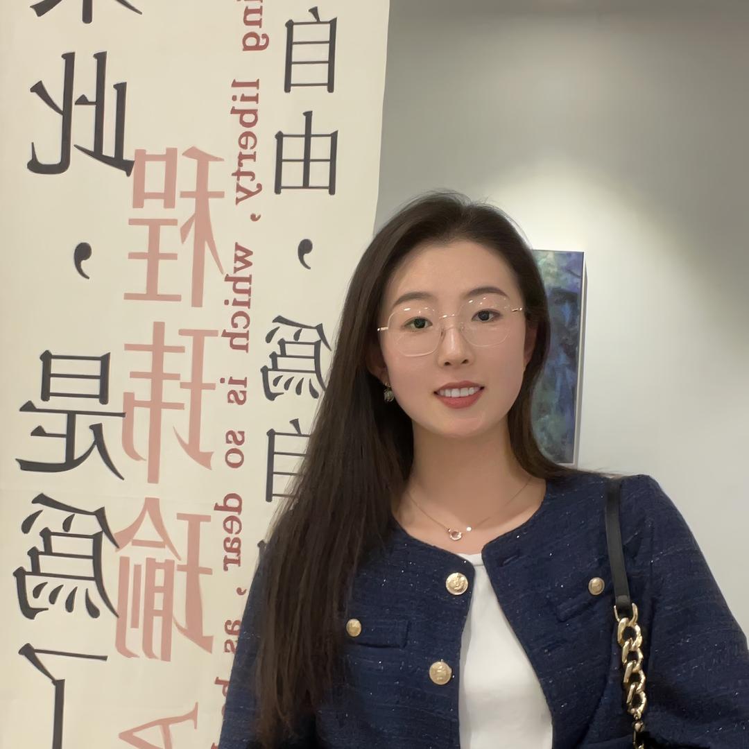 诗诗 🔸