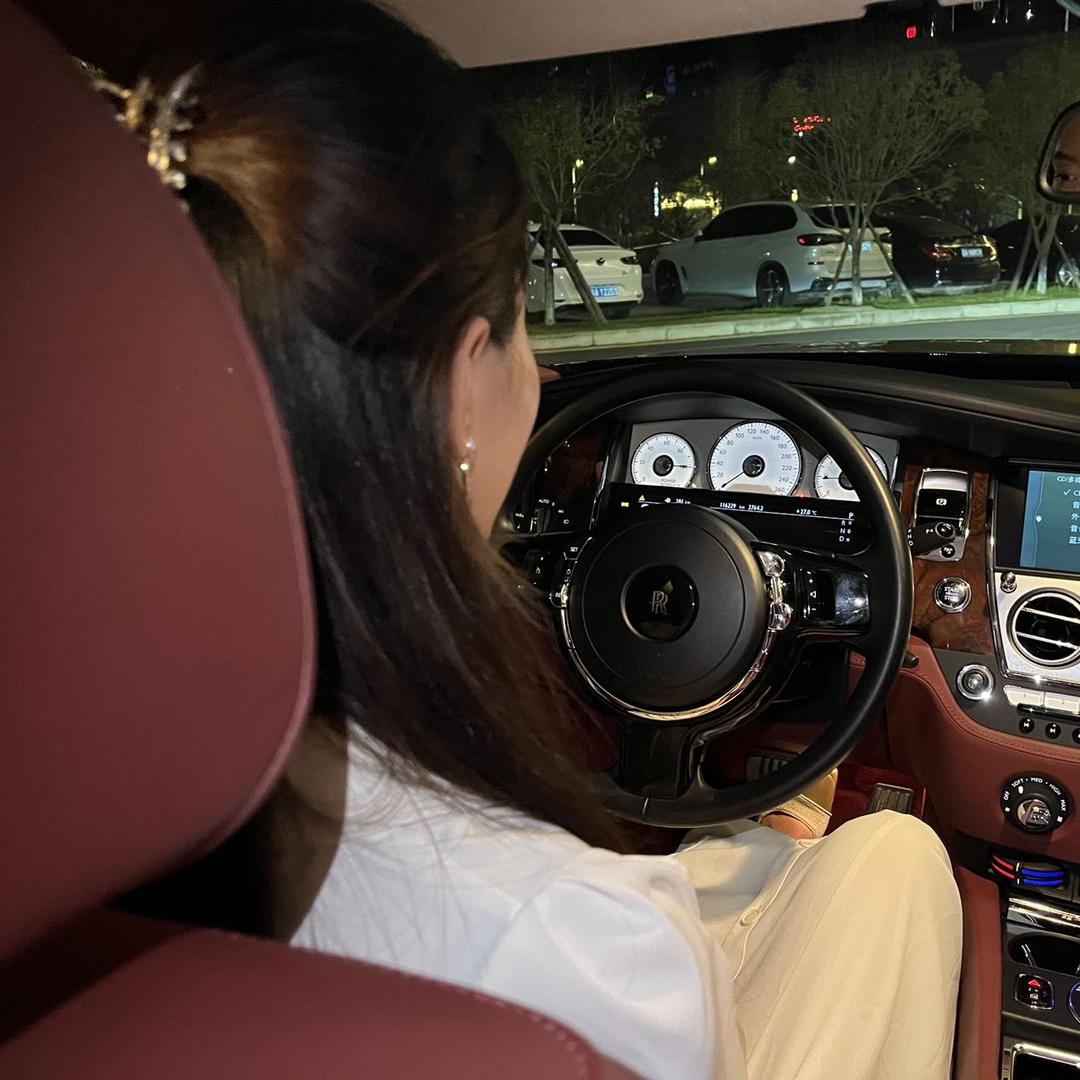 🚗贴膜找·美女姐姐✔️