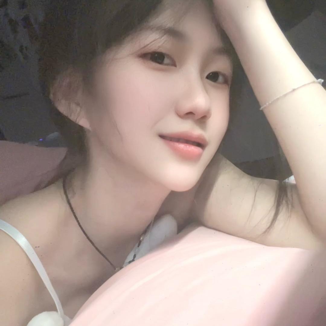 艳 木 丽