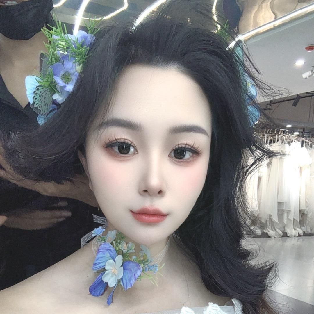 没家的女人（独自撑伞）