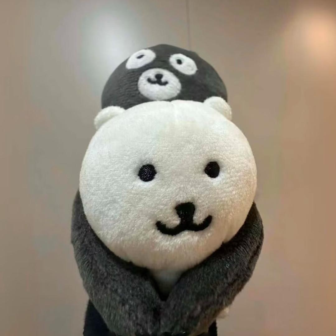 小 咪.